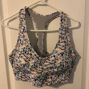 Sports bra
